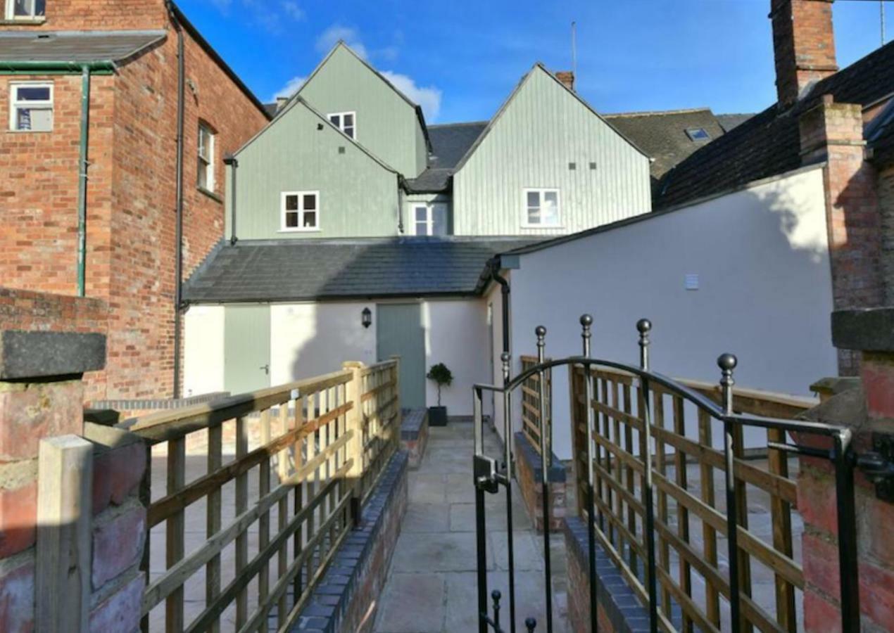 Cotswold Place Cirencester Exterior foto